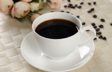 咖啡杯美式黑咖啡
