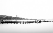 
                    西湖长桥图片
