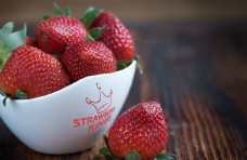 
                    草莓图片
