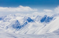 雪山山峰自然生态背景海报素材图片